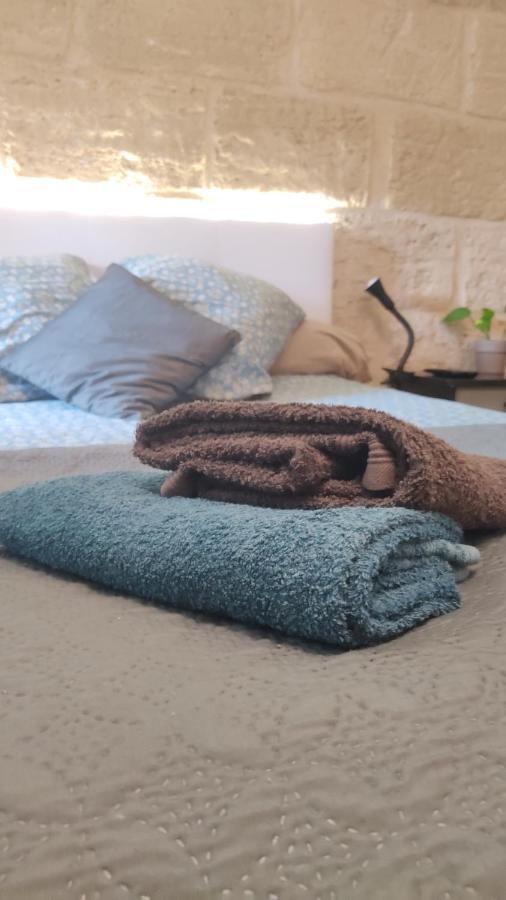 --- Appartement entier au coeur des vignes 1 à 4 pers --- Barsac  Esterno foto