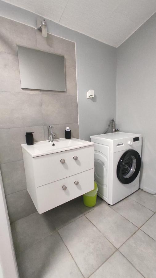 --- Appartement entier au coeur des vignes 1 à 4 pers --- Barsac  Esterno foto
